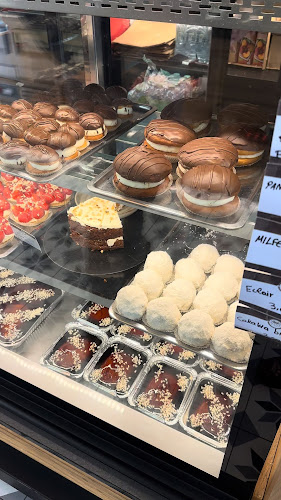 Apollo Bakery Open Times