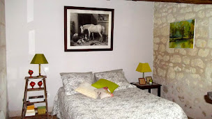 Photo n°2 de Le Petit Colombier à Châteauvieux (Chambre d'hôtes)