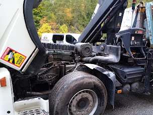 Photo n°2 de GARAMOBILE à Saint-Michel-de-Chaillol (Atelier de mécanique automobile)