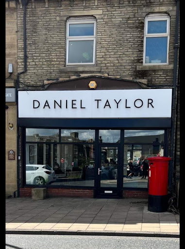 Kelly Bailey - Reflexology & Massage Therapist