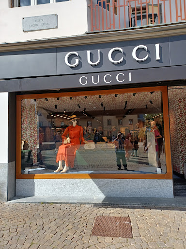 Gucci - Cortina