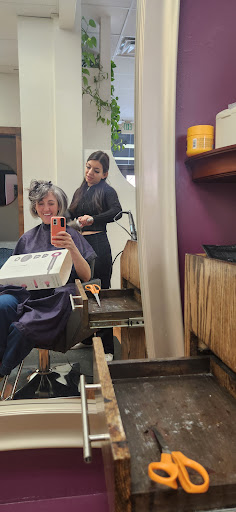Mystique Beauty Salon