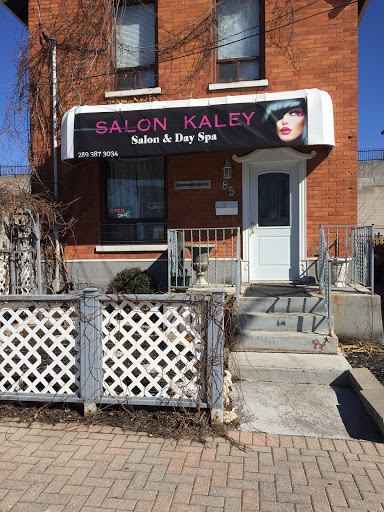 Salon Kaley/Feathered Beauty