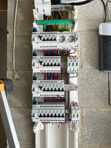 Anthony DUMOND électricité /Antho Elec - Thumbnail