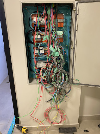 Eletricista em Ribeirão Preto - Luminária, Manutenção, Automação, Energia Solar