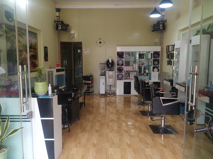 Hair Salon Nhất Linh – QL17