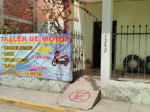 Refaccionaria-Taller de Motos GoldKing Logo