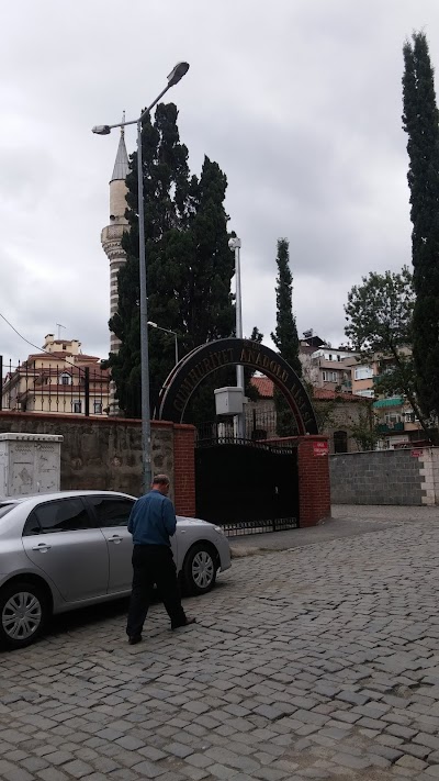 Tavanli Mosque