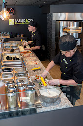 Photo n°37 de Basilic & Co - pizzas de terroirs - Vannes à Vannes (Pizzas à emporter)