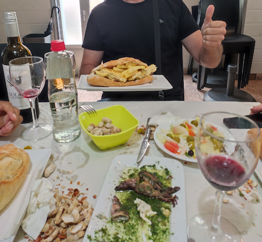 Bar Cachol - Visual