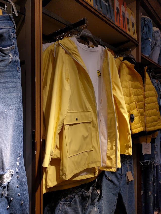 Pull & Bear