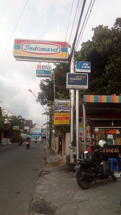 Photos of Indomaret Pringgodani
