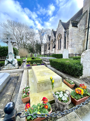 Sir Winston Churchill Memorial - Thumbnail