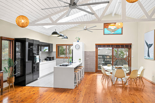 Illawarra Holiday Accommodation & Short Stays - Thumbnail