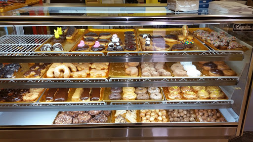 Horseshoe Donuts