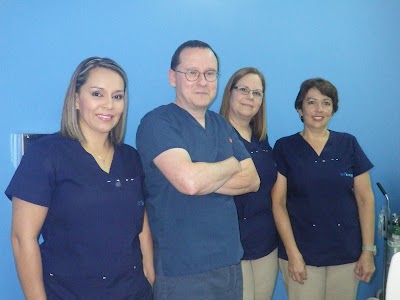 Photos of Dental Implants Costa Rica Dr. Jairo Vargas Clinic
