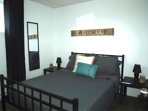Unik Accommodation And Beauty Gallery - Canada