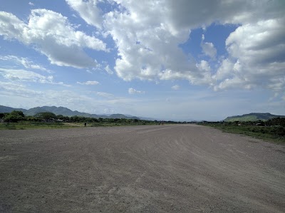 Photos of Aeropuerto La Pista