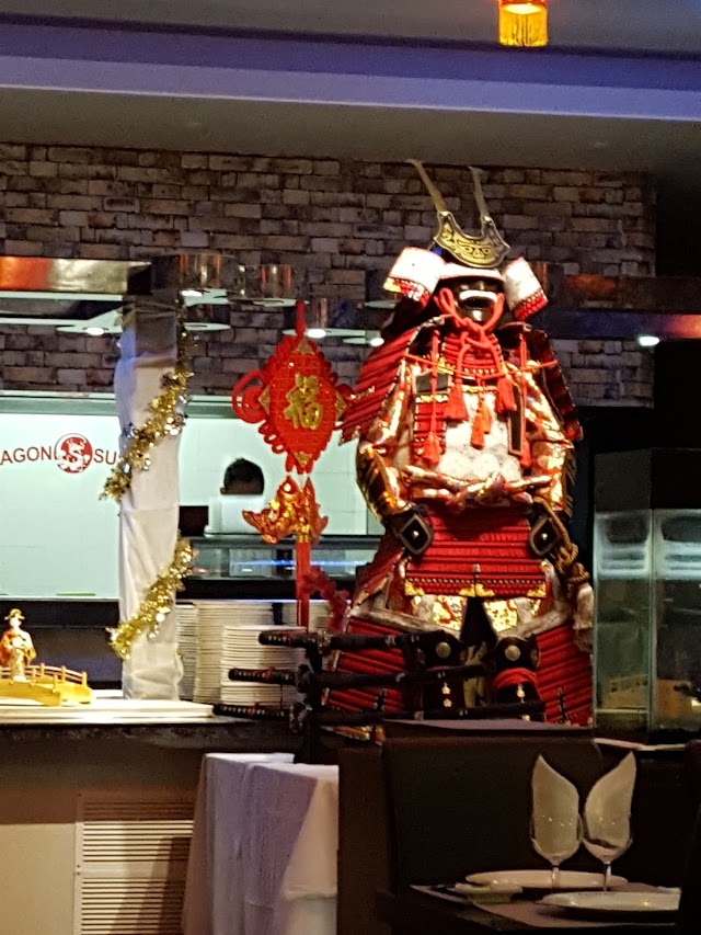 Dragon sushi