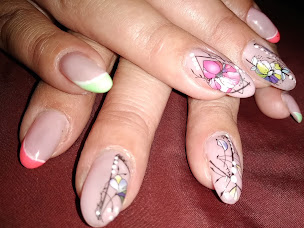 Photo n°3 de La Maison Des Babys Choux à Réaumur (Salon de manucure)