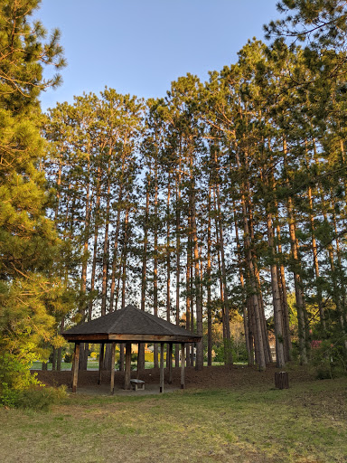 Merivale Gardens Park - Thumbnail