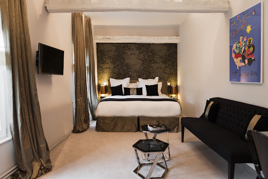 Clarance Hotel by null