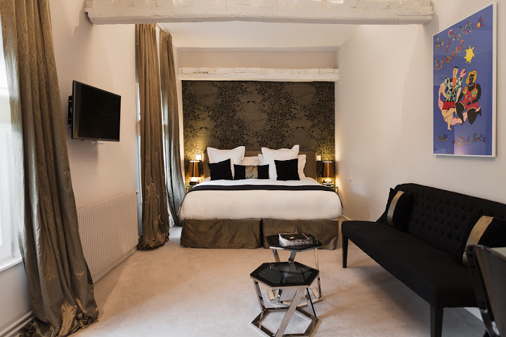 Clarance Hotel by null