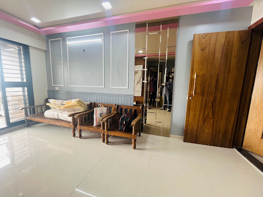 Gallery image 100