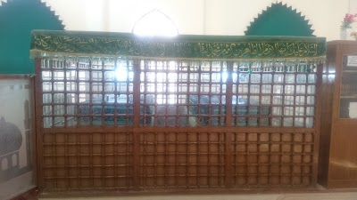 Photos of قبة السيد طاهر بن الامام محمد الباقر 'ع'