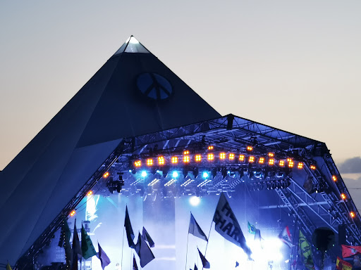 Pyramid Stage - Visual