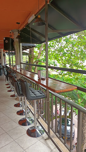 PIZZERIA GASTRO BAR ESTRATO 6