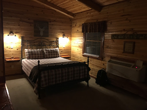 A Lazee Daze in the Ozarks - Thumbnail