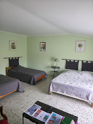 Photo n°7 de Le Clos Mazerolles Chambres et Tables d'Hôtes à Cruzy (Chambre d'hôtes)