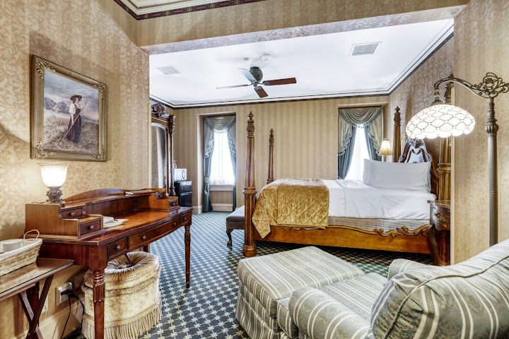 Beaumont Hotel & Spa by null