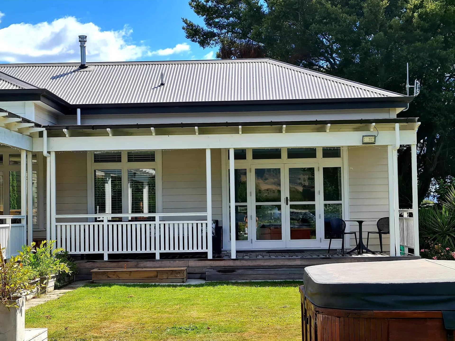 Okauia House
