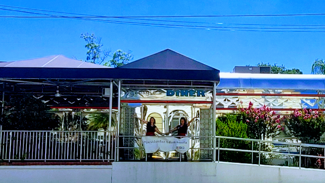 Georgie's Diner by null
