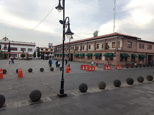 Isidro Fabela Monument