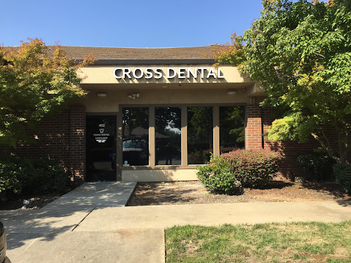 Cross Dental Logo