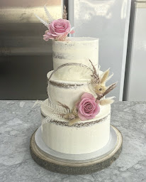 Photo n°60 de Cake By debby à Semussac (Pâtissier spécialisé dans les gâteaux de mariage)