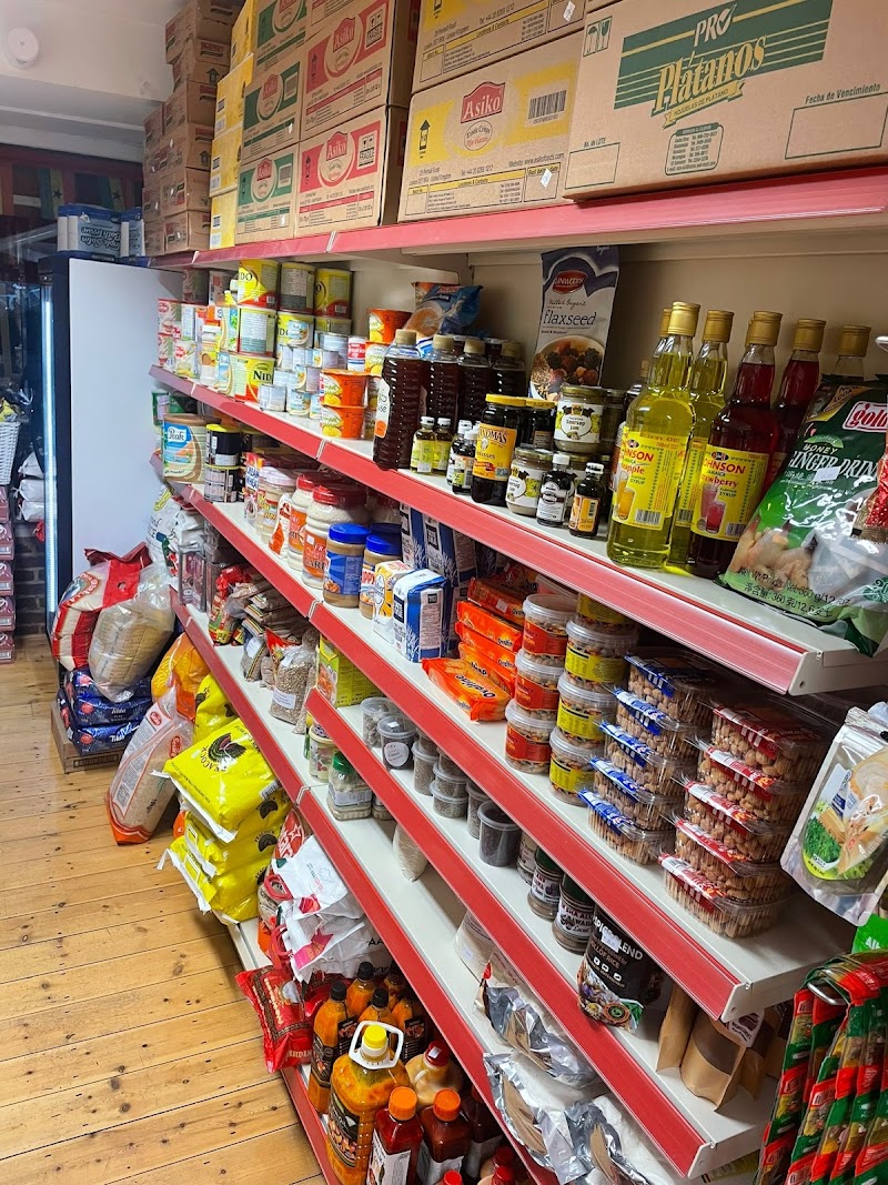 Tinas' Minimarket photo 3