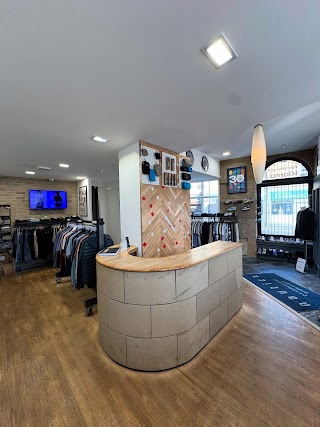 Nautica Bathgate
