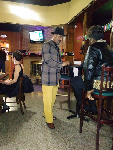 Steve's Tavern - Visual