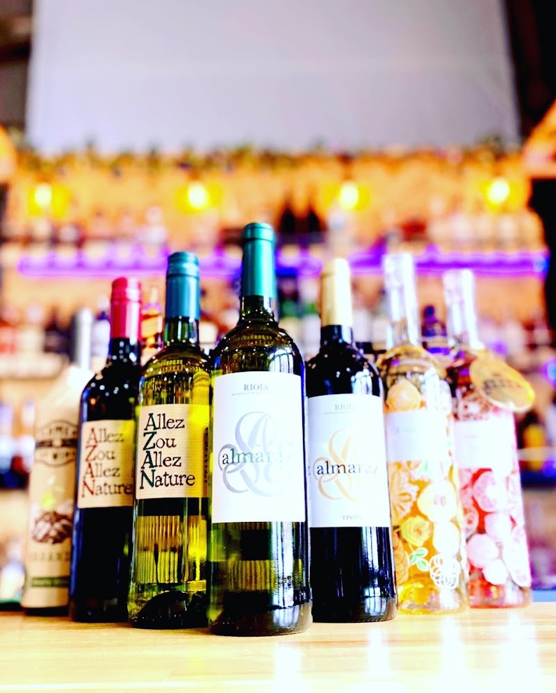 WEST RIVER CAFE＆BAR(ウエスト リバー)