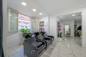 Photo n°2 de Alexandre K. Coiffure à Paris (Salon de manucure)