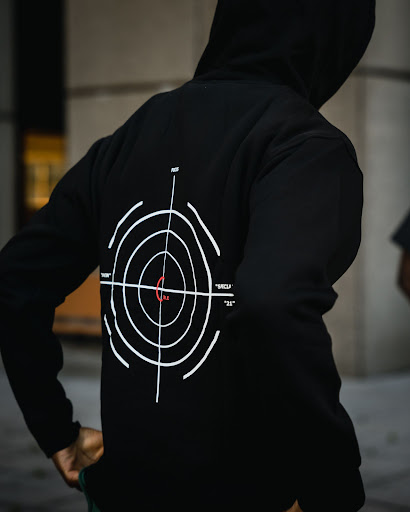 Invincible Boutique - Visual