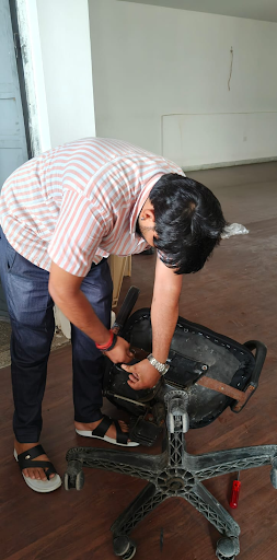 Office chair repair nearby noida post image