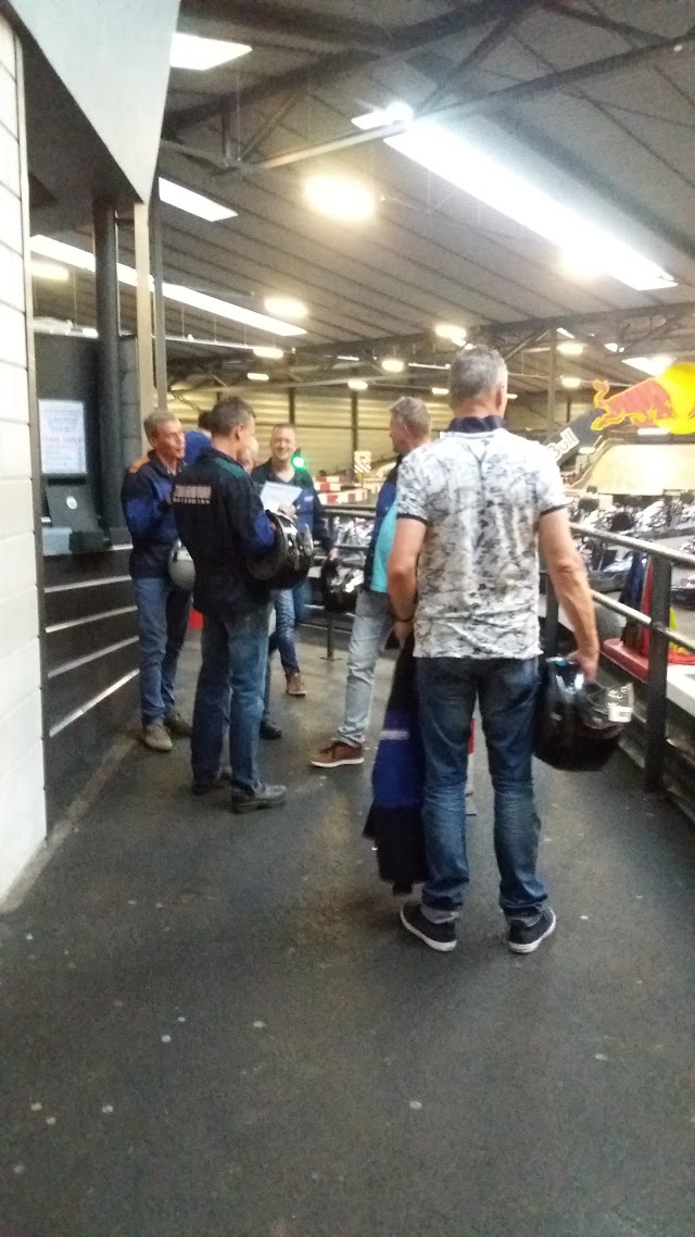 Van Der Ende Racing Inn