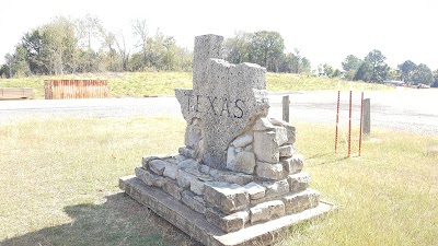 Texas State Line Monument