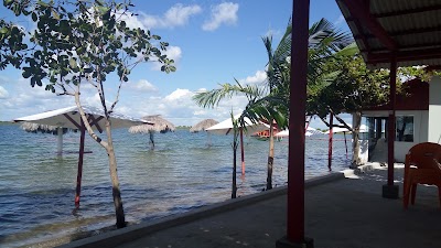 Photos of Lake Robertinho