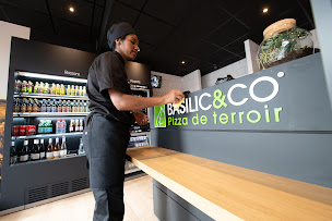 Photo n°41 de Basilic & Co - pizzas de terroirs - Villeurbanne à Villeurbanne (Pizzas à emporter)